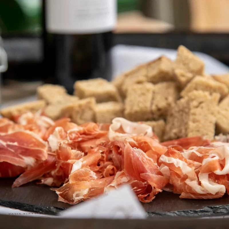 Lisbon Roots Food and Cultural Walk - Lisbon food tour Pata Negra ham tasting