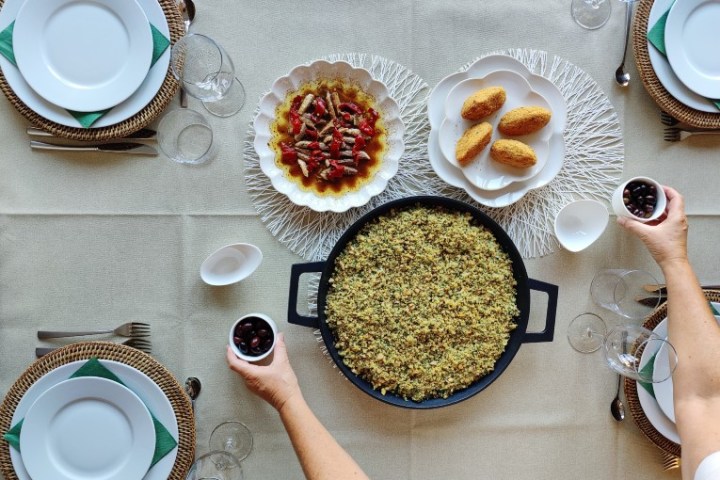 Dinner at a Portuguese local home, by Taste of Lisboa