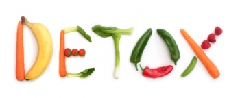 fotoitem111t_1 Detox written with vegetables