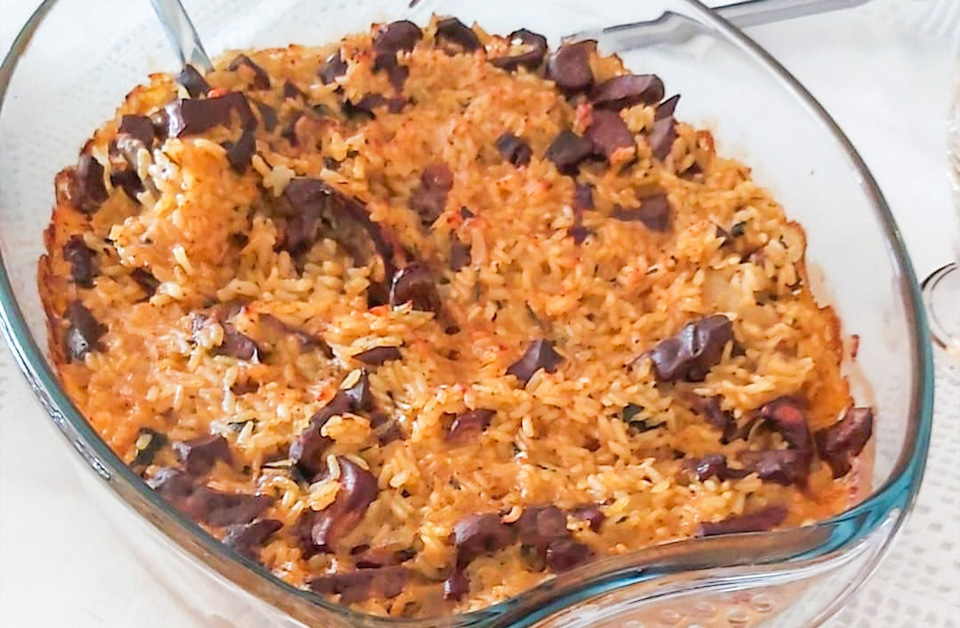 a bowl of food on a plate