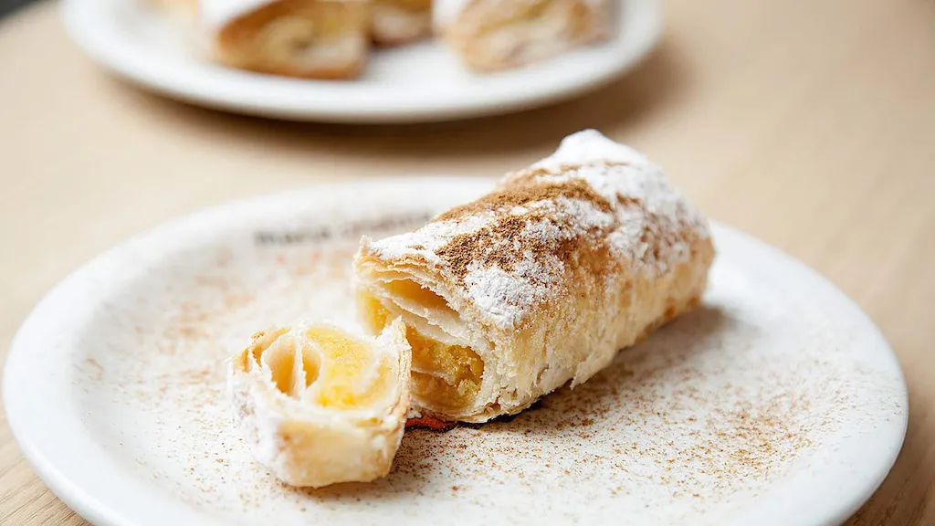Portuguese pastry: travesseiros