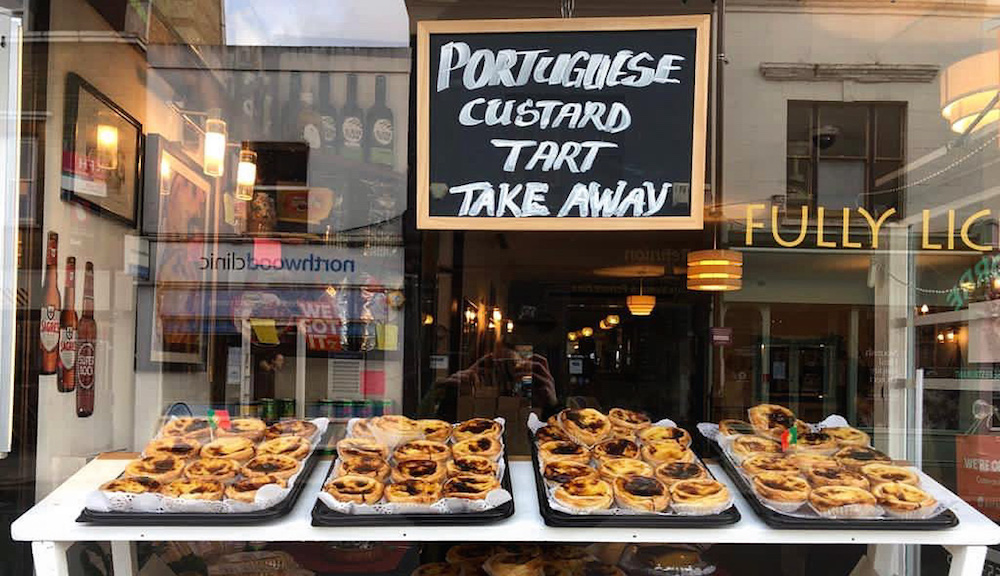 a bunch of food is on display in a store