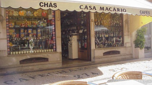 The most iconic traditional grocery stores in Lisbon