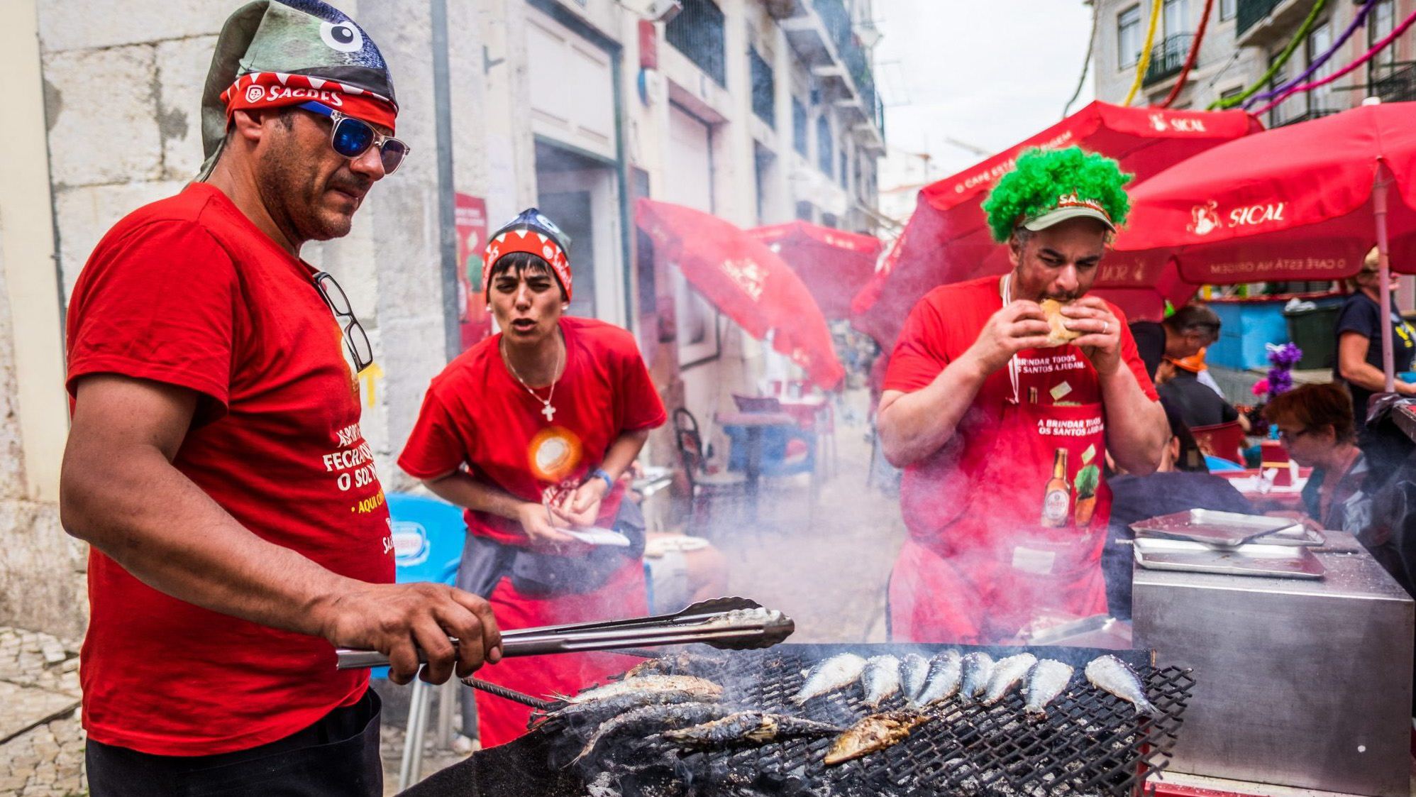 05.St Antonio_sardinhas How to celebrate Lisbon festivities of Santo António