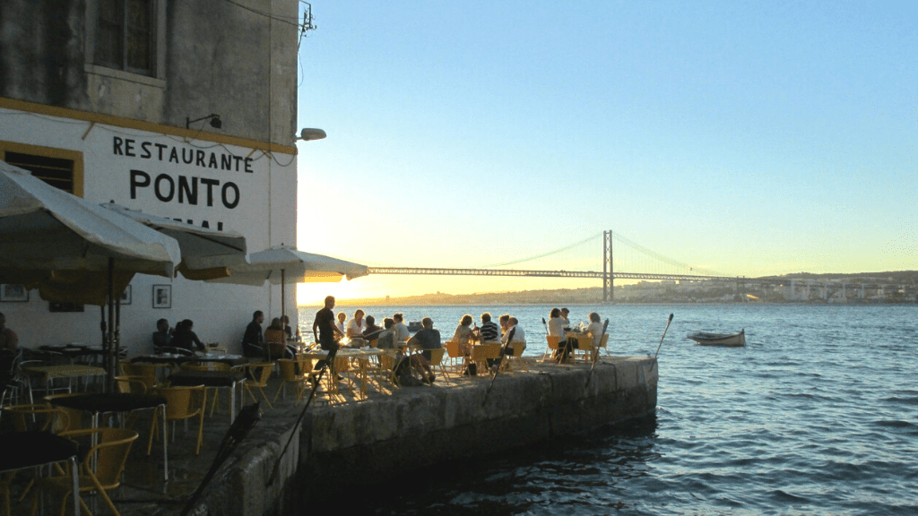 00.Cacilhas _ Almada travel guide for food lovers_feat photo Cacilhas and Almada travel guide for food and wine lovers