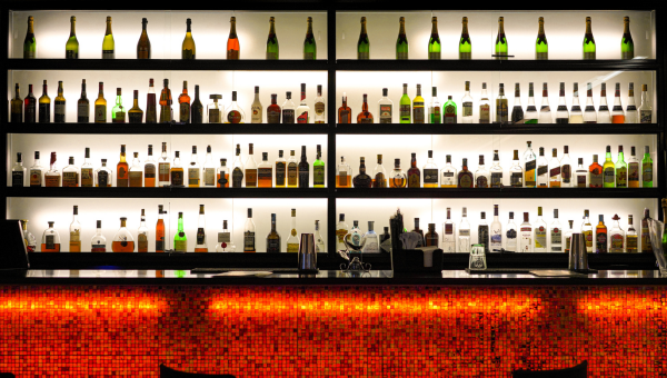 00.The best bars in Lisbon_feat pohoto a close up of a bottle