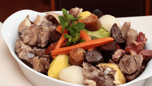 a plate of food with stew